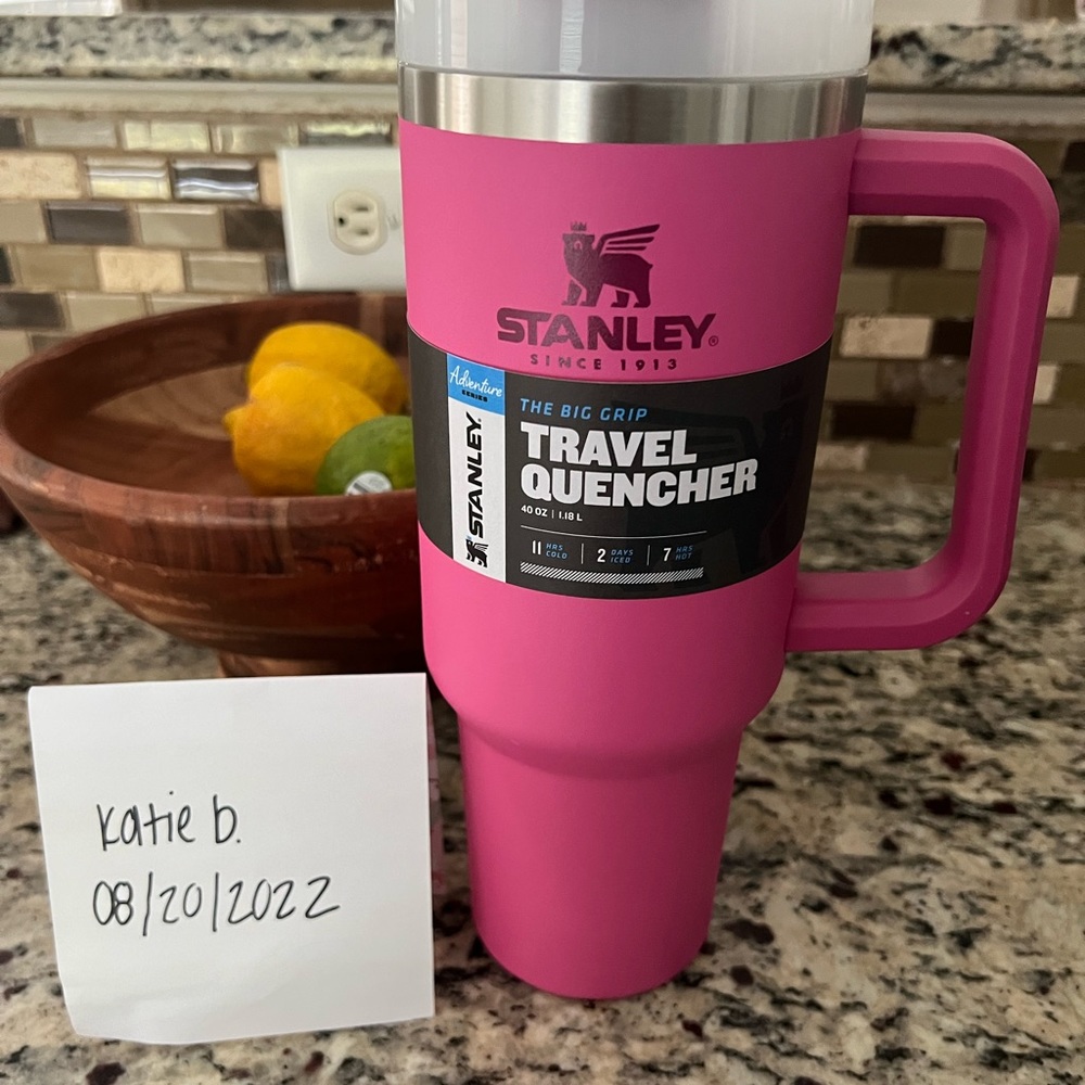 NEW! Stanley Quencher 40oz Traveler Tumbler